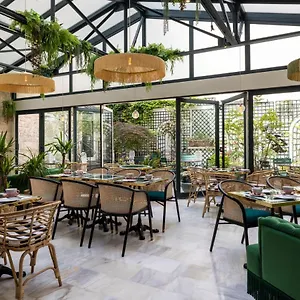 Hotel La Perle, París