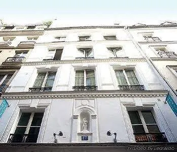 Trendy Canettes Hotel Parigi 3*,