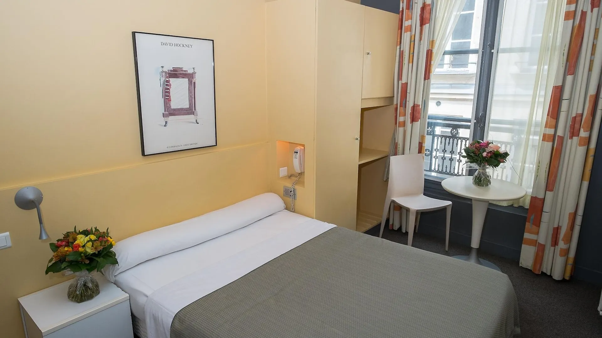 Trendy Canettes Hotel Parigi