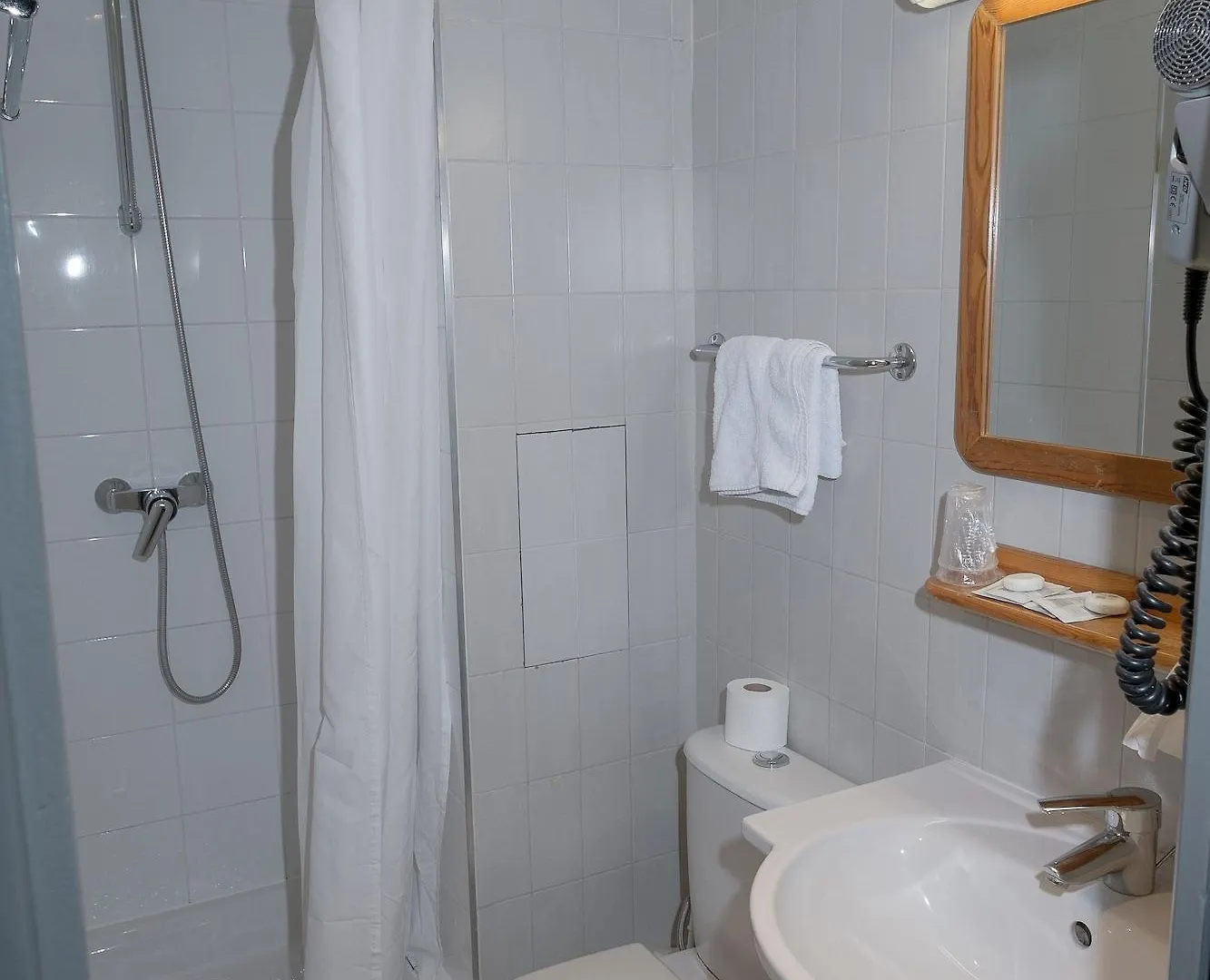 Trendy Canettes Hotel Parigi Francia