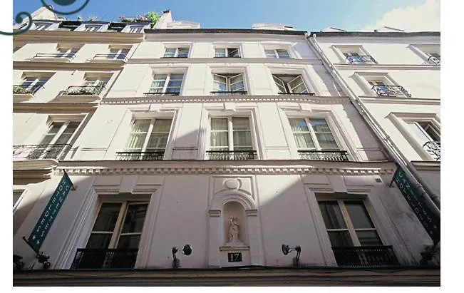 Trendy Canettes Hotel Parigi